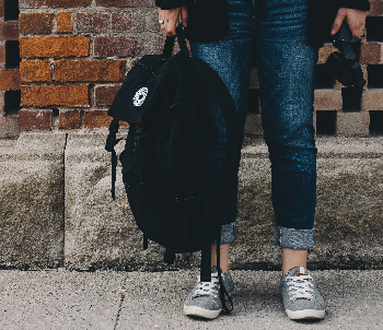 Une aide exceptionnelle de 200 € pour les jeunes de moins de 25 ans et les étudiants