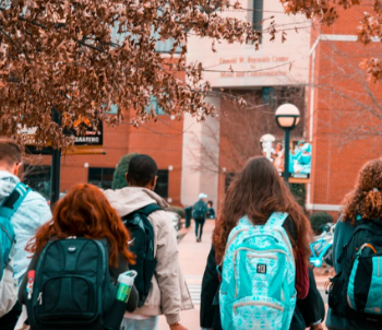 Être « pion » à la rentrée 2022 : bon plan pour un job dans les collèges et les lycées
