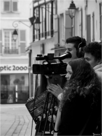 Jeunes volontaires ou anciens volontaires en service civique ? Venez participer à la vidéo "Le service civique, ET TOI ?"
